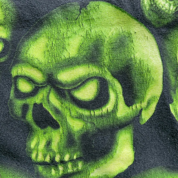 Y2k Vintage Iconic Green Skulls AOP Single Sided Most Tag Large Streetwear Grail - Picture 4 of 8